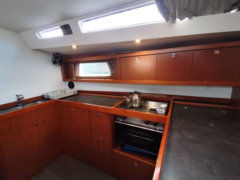 Sailboat for rent Gouvia at the best price