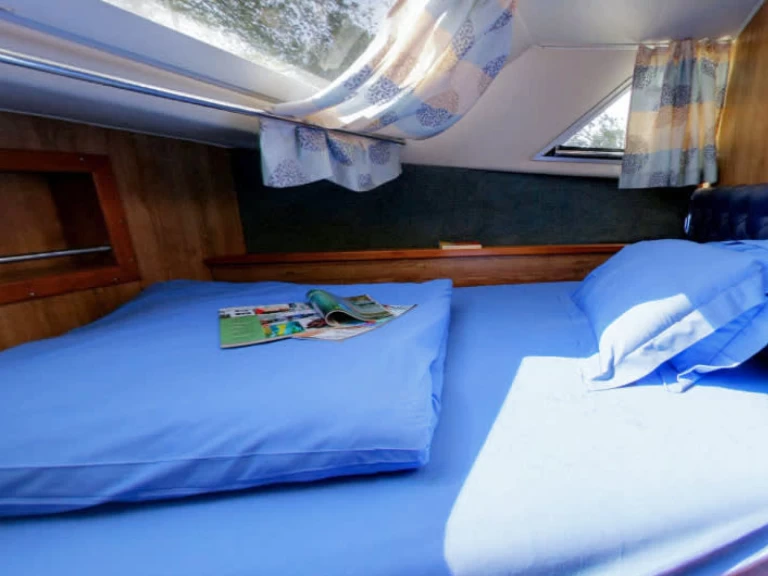 Motorboat for rent Rheinsberg at the best price