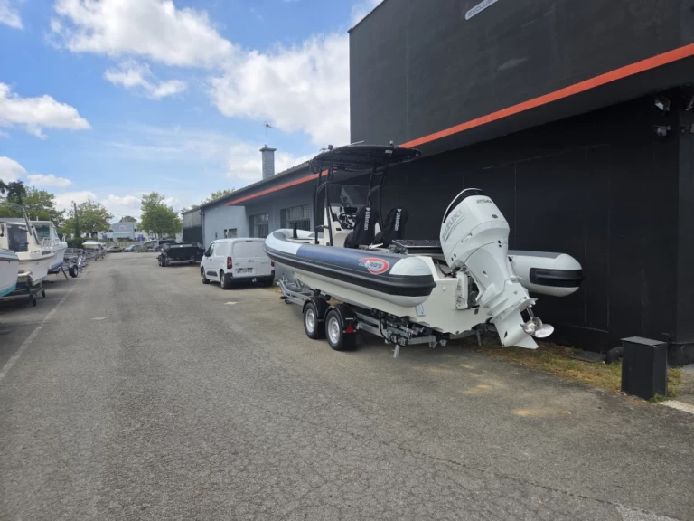 Bareboat Rental RIB Searib's with a boat licence