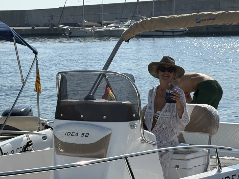 Bareboat Rental Motorboat Idea Marine with a boat licence