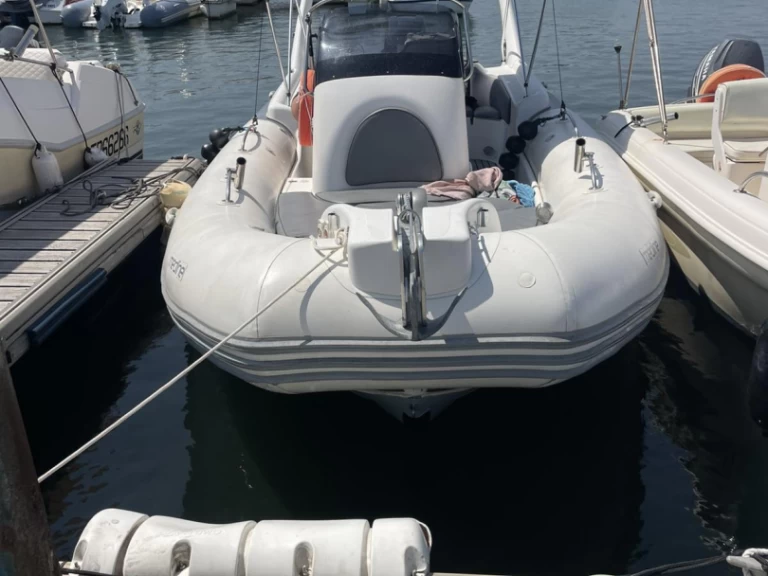 Zodiac Medline 3 in Argelès-sur-Mer on SamBoat