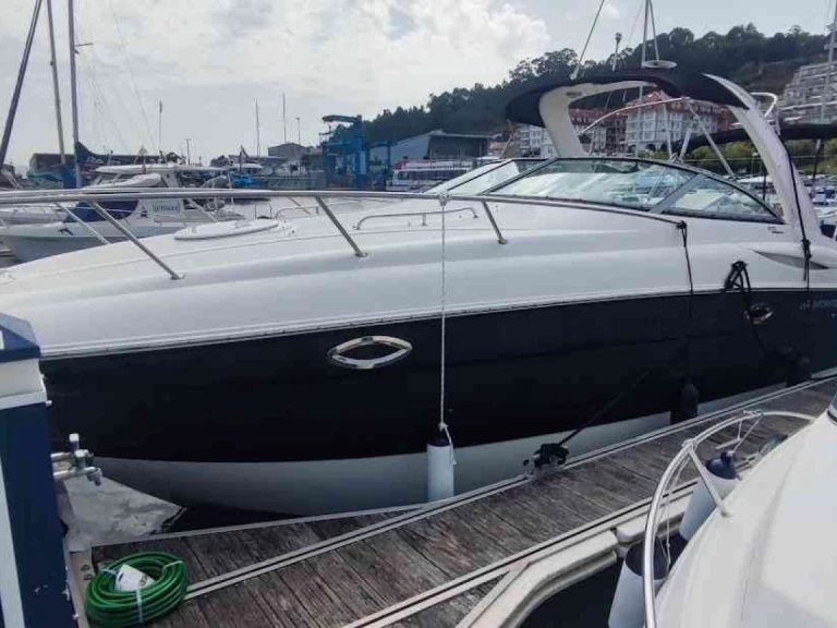 Motorboat rental in Combarro - Monterey 270 cr