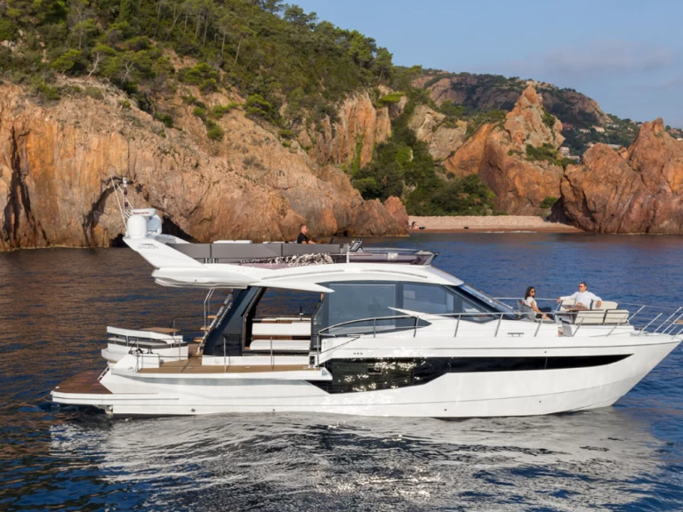 Yacht charter Cannes cheap Galeon 500 Fly