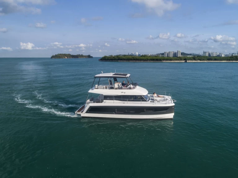 Yacht charter Belize cheap FASCHING