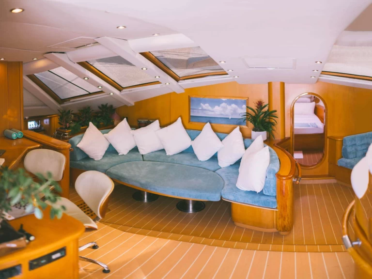 Privilege KELEA in West End on SamBoat