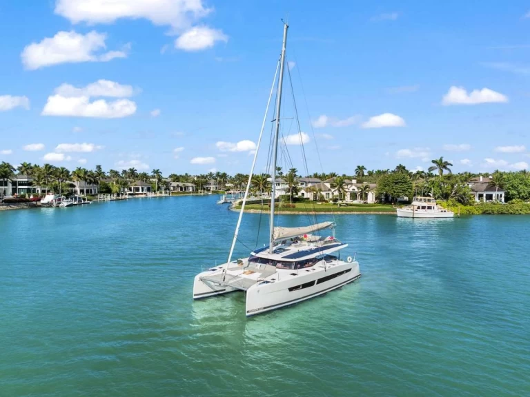 Yacht charter British Virgin Islands (BVI) cheap HALCYON