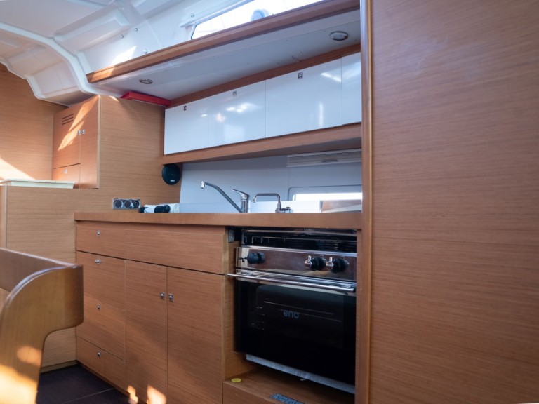 Dufour Dufour 430 Grand Large charter bareboat or captained in  Alimos