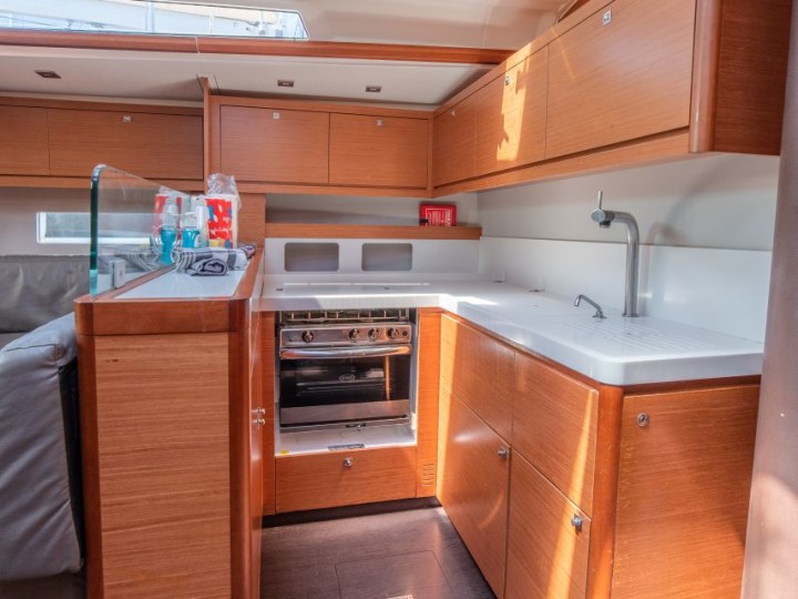 Bareboat Rental Sailboat Dufour with a boat licence