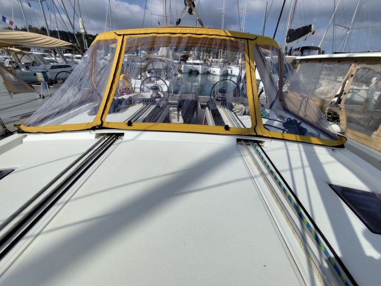 Boat rental Bénéteau Oceanis 48 in Gouvia on Samboat