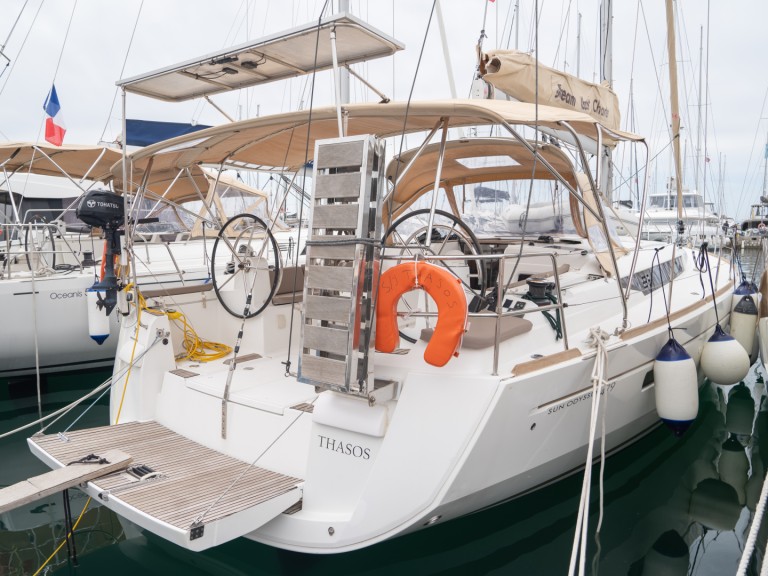 Rent a Jeanneau Sun Odyssey 479 Alimos
