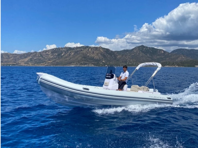 Rent a Italboats Predator 599 AS Villasimius