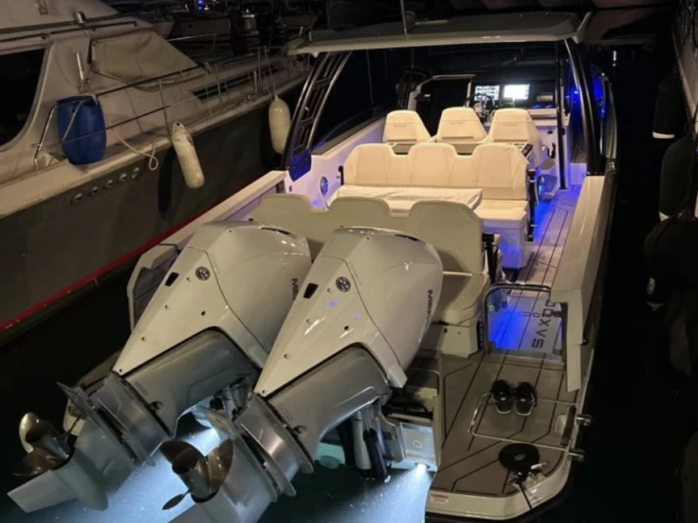 Saxdor Saxdor 320 GTO charter bareboat or captained in  Mandelieu-la-Napoule