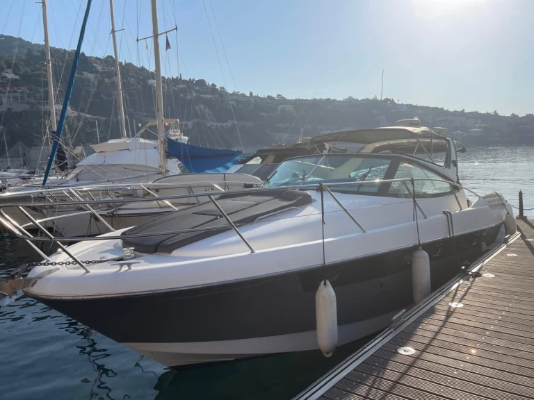 Motorboat rental in Beaulieu-sur-Mer - Jeanneau Prestige 34 Open