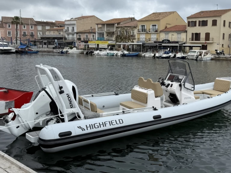 Boat rental Highfield Patrol 760 in Marseillan on Samboat