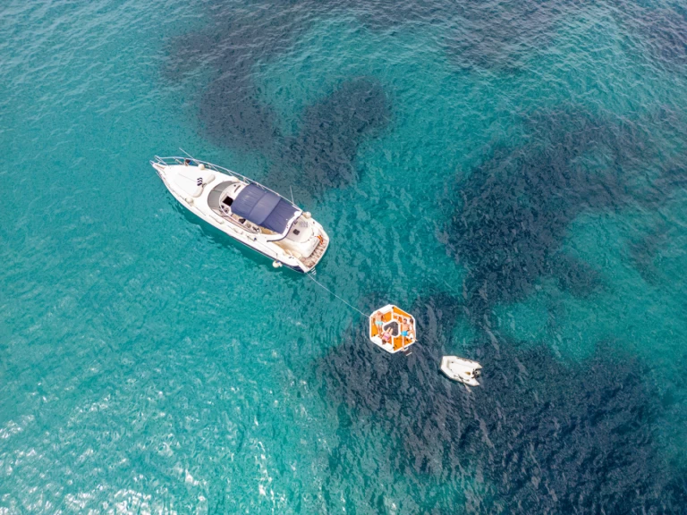 Rent a Cranchi Endurance 39 Palma de Mallorca