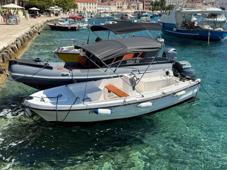 Yacht charter Hvar cheap Adria10