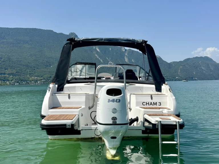Motorboat rental with or without captain Selection-Boats Aix-les-Bains
