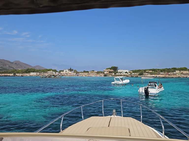 Motorboat rental in Trapani - tancredi Blumax26