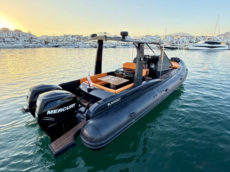 Tormenta 960 - Hermès Edition in Puerto Banús on SamBoat
