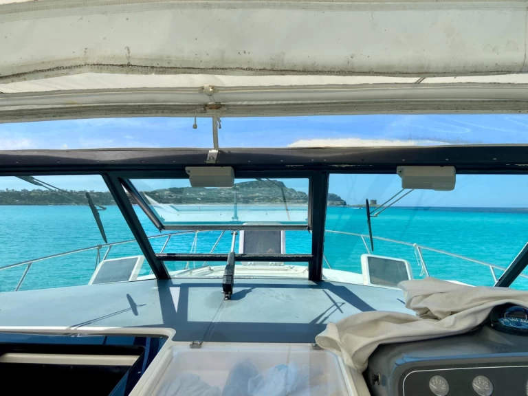 Motorboat rental in Stintino - Tiara 40 SOVRAN