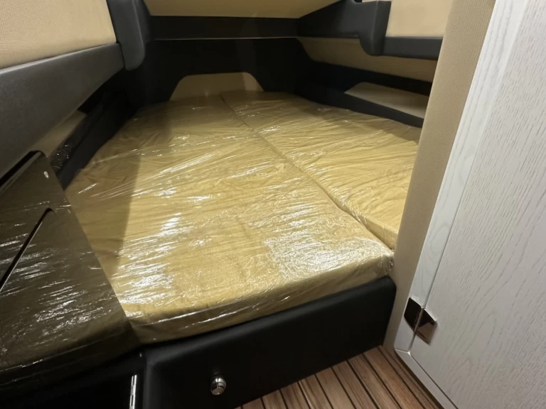 Yacht charter Antiparos cheap ZEN 40 - Mod. 2026