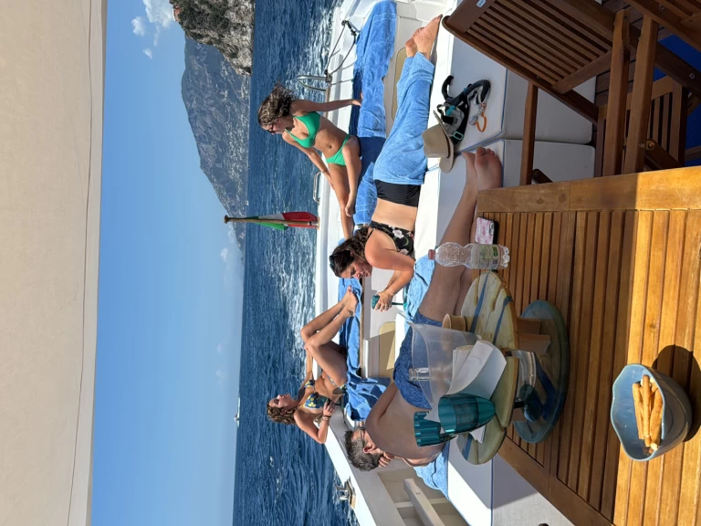 Bareboat Rental Motorboat Marinelli with a boat licence