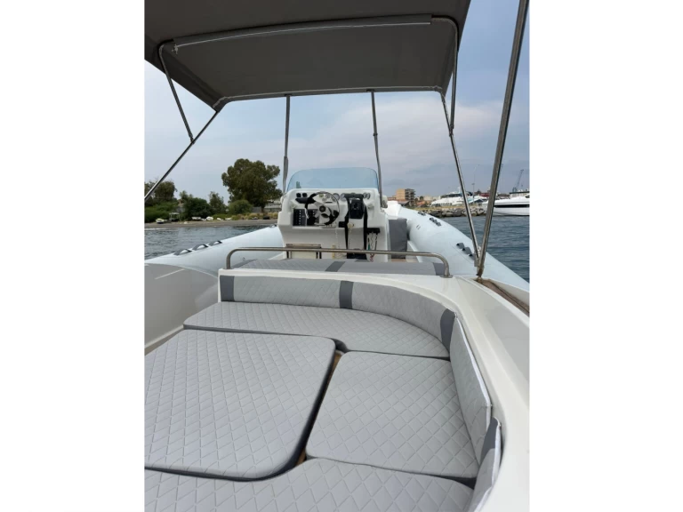 Nadir NADIR 33 in Milazzo on SamBoat