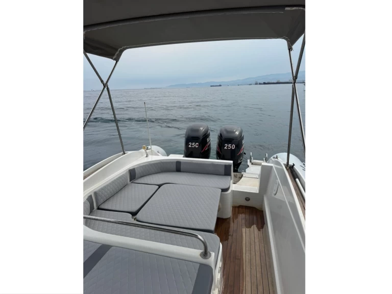 Yacht charter Milazzo cheap NADIR 33