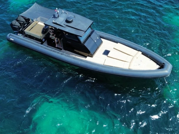 Rent a Sea Water Phantom 400 Hyères