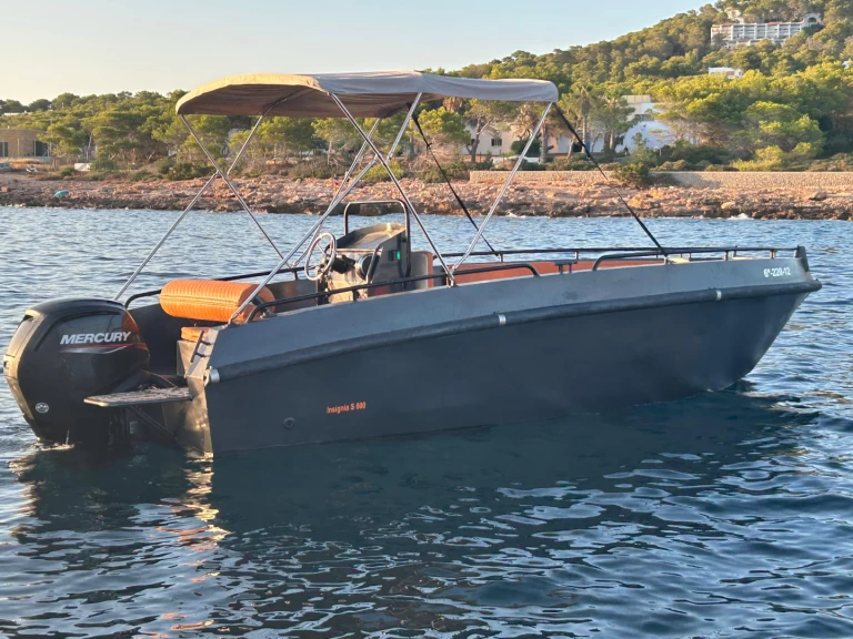 Motorboat rental in Sant Antoni de Portmany - Insignia 6.00 Insignia