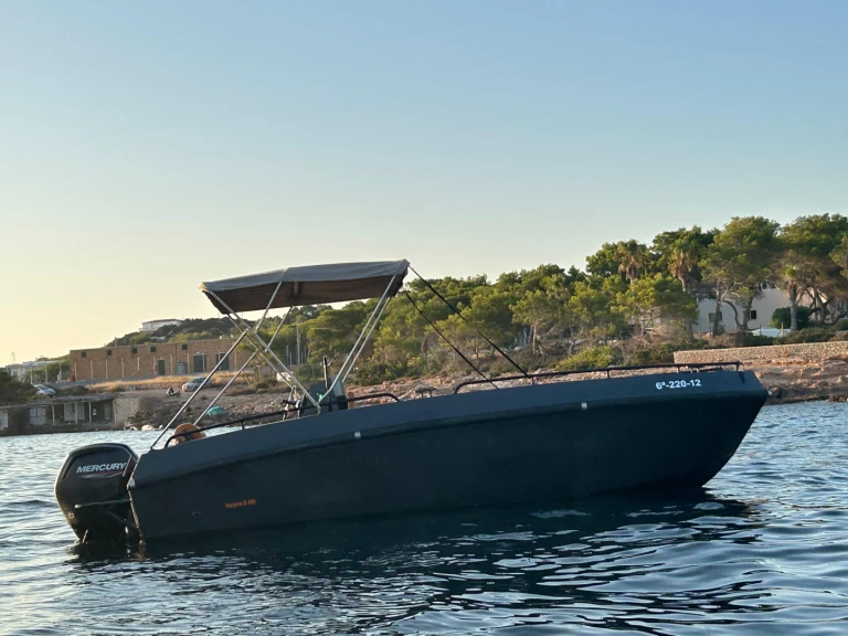 Boat rental Insignia 6.00 Insignia in Sant Antoni de Portmany on Samboat