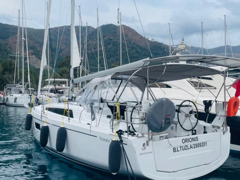 Sailboat rental with or without captain Bénéteau Orhaniye