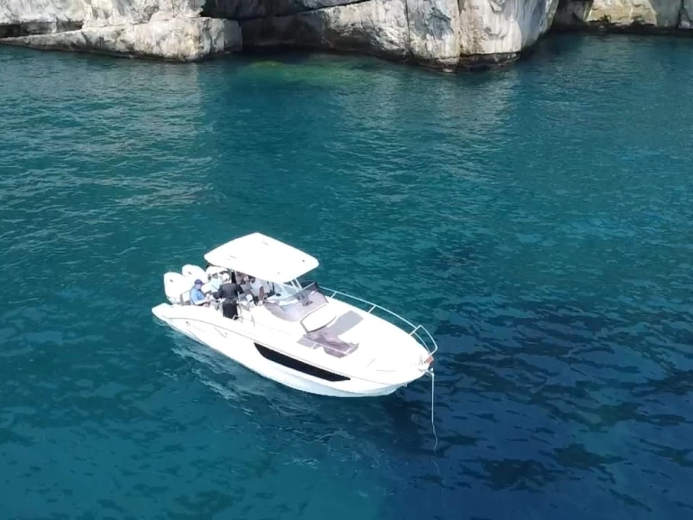 Motorboat for rent Amalfi at the best price