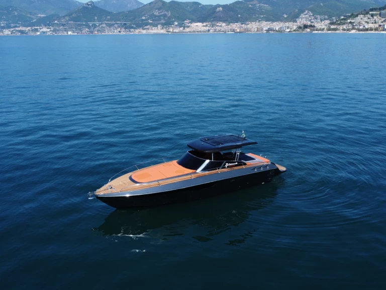 Bareboat Rental Motorboat Motonautica Daniele with a boat licence