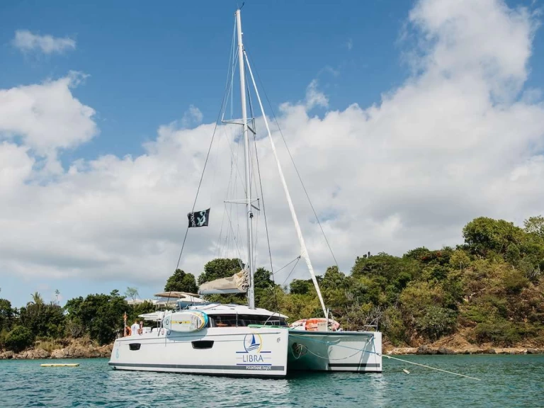 Bareboat Rental Luxury Yacht Fountaine Pajot with a boat licence