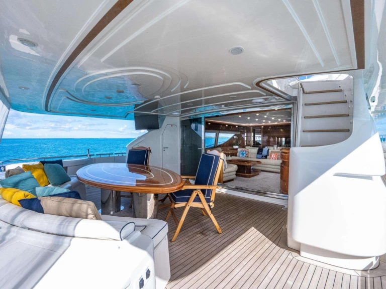 Luxury Yacht rental with or without captain Ferretti New York (City)