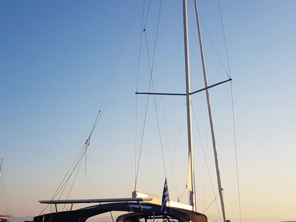 Bénéteau Oceanis 51.1 in Paros (Island) on SamBoat