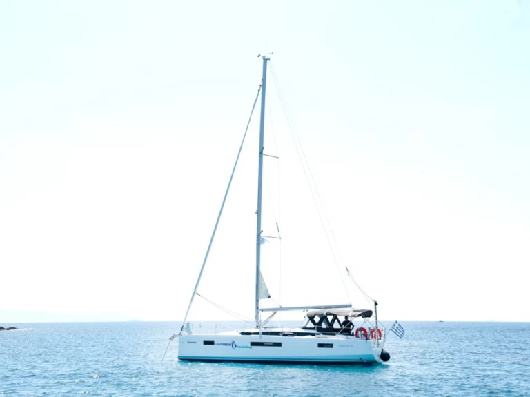 Boat rental Jeanneau Sun Odyssey 490 in Sami on Samboat