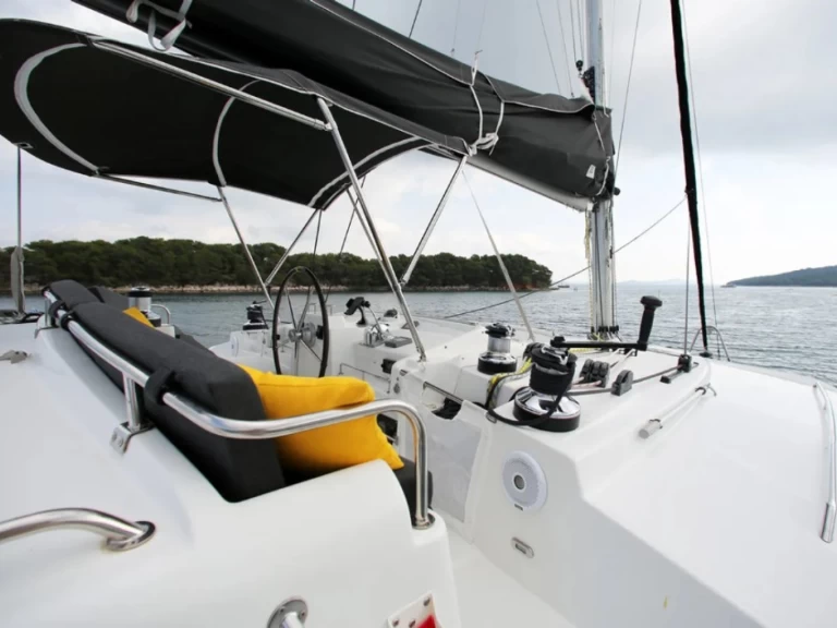 Rent a Lagoon Lagoon 440 Ibiza Town