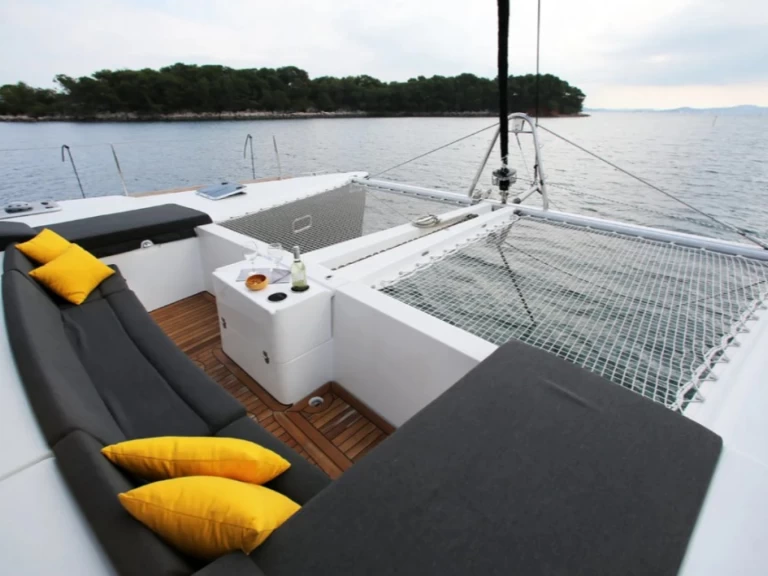 Lagoon Lagoon 440 in Ibiza Town on SamBoat