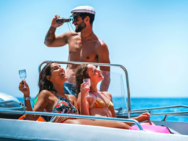 Rent a Pioner Maxi Viking Sesimbra