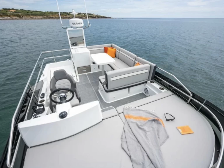 Boat rental Orion 06 in Mandelieu-la-Napoule on Samboat