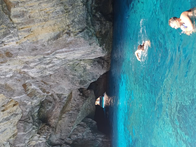 RIB rental in Naples - Zodiac Cadet