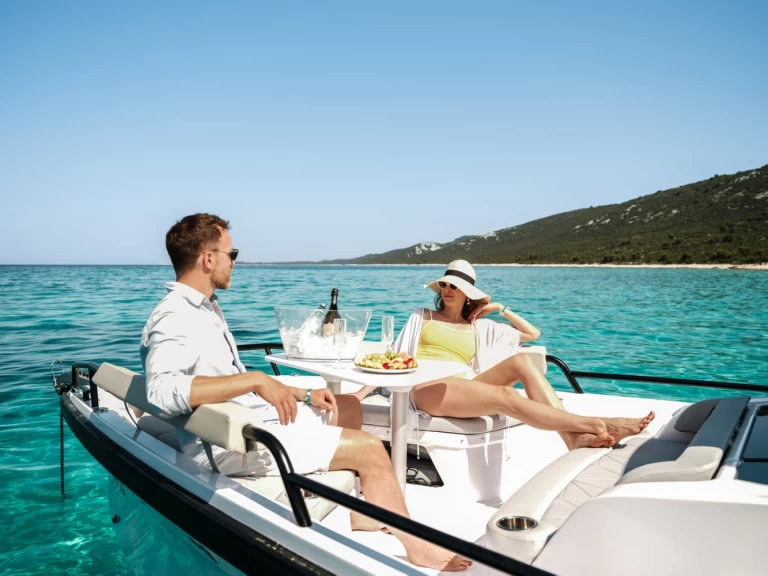 Rent a Axopar Axopar 29 Sun Top Zaton