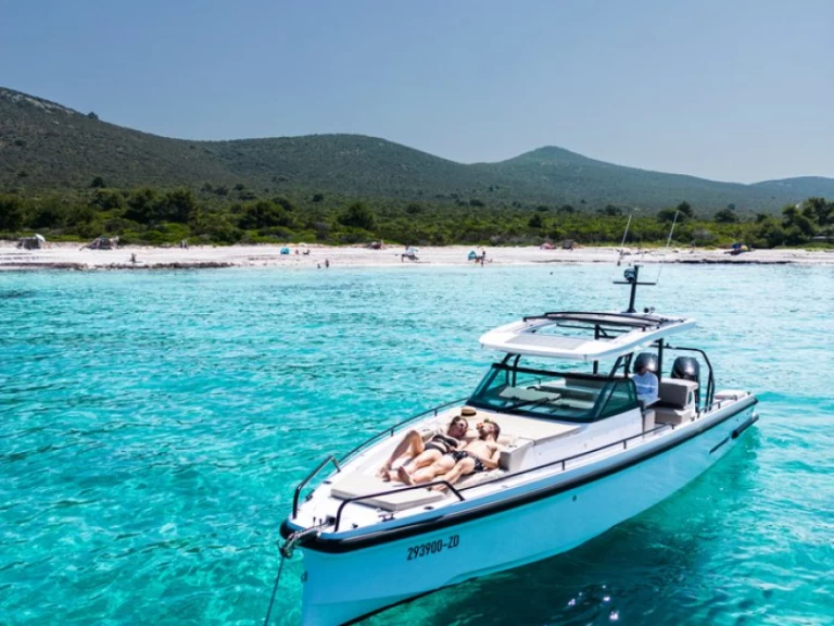 Rent a Axopar Axopar 37 Sun-Top Zaton