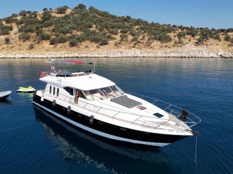Bareboat Rental Luxury Yacht Princess with a boat licence