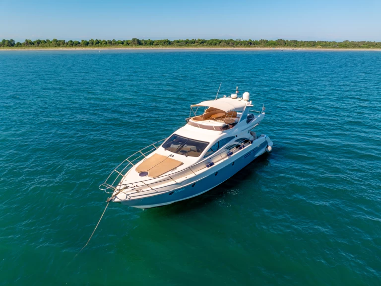 Motorboat rental in Poreč - Azimut Azimut 50 Fly