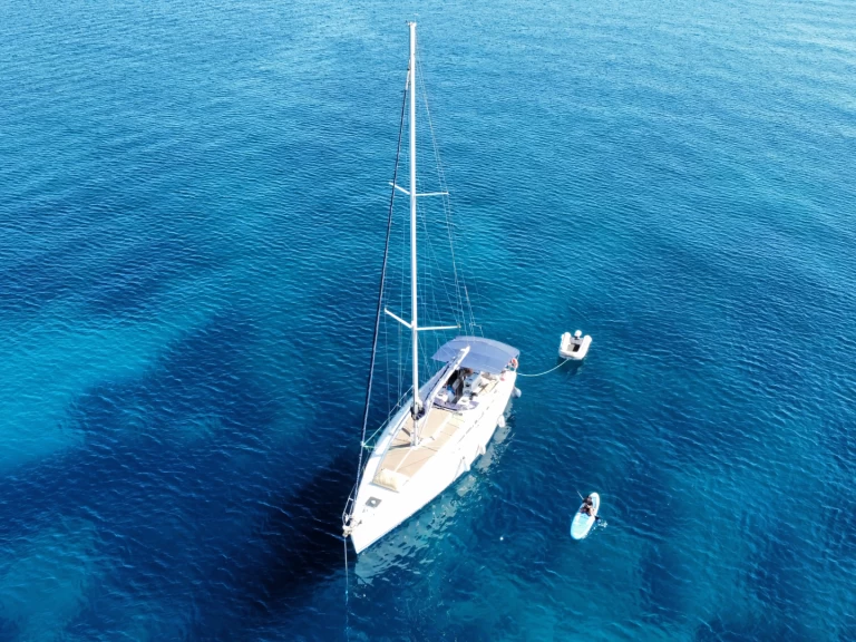 Sailboat rental in Naxos Port - Jeanneau Sun Odyssey 494