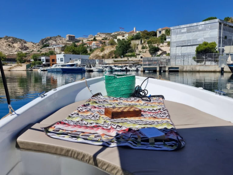 Rent a Rio Yachts 450 Marseille