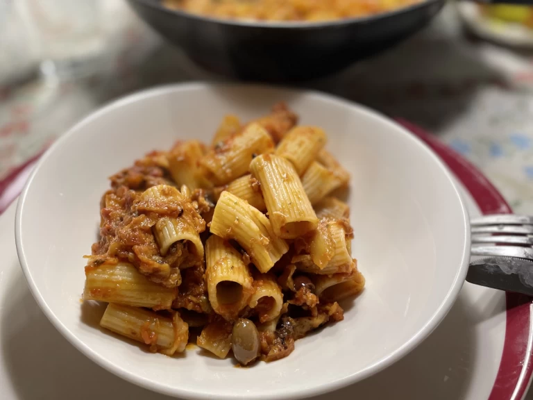 Yacht charter Saint-Tropez cheap HR 42